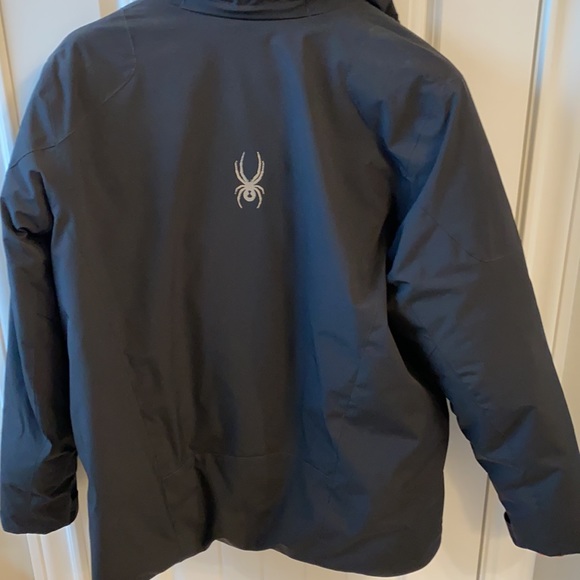Like new tried on never worn Spyder men’s excellent looking!!! With hood - Picture 4 of 7